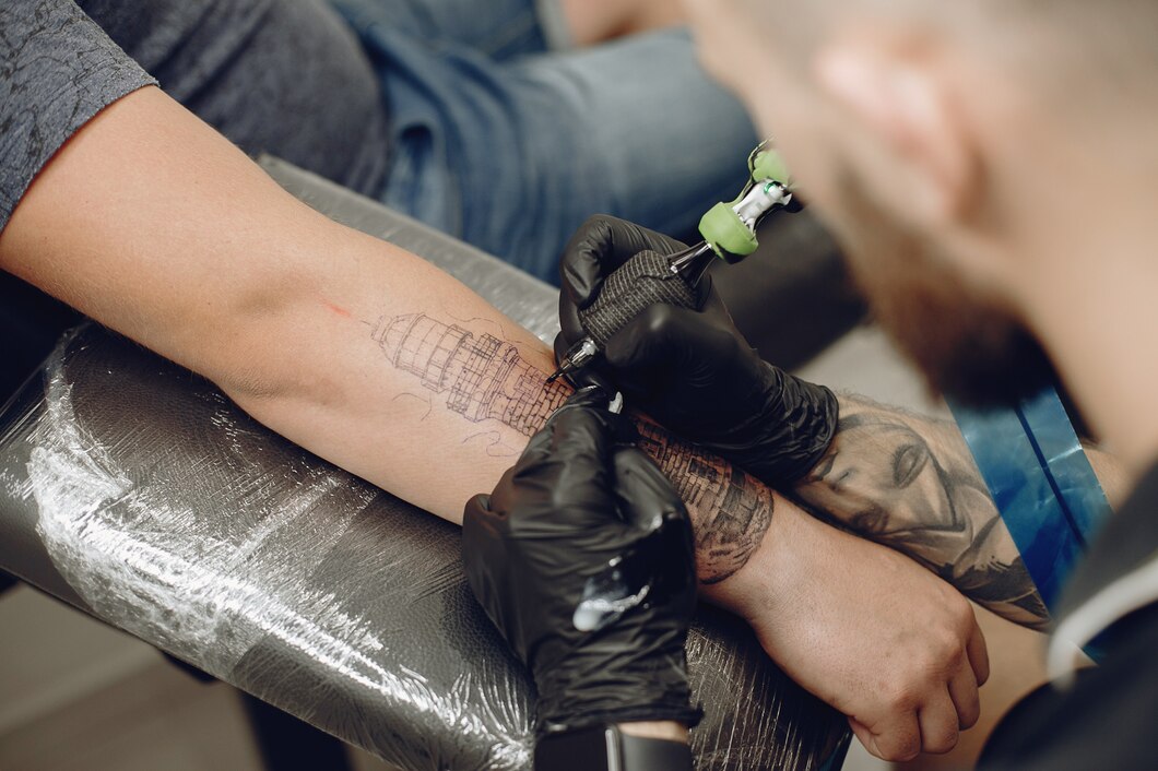 Rodzaje igieł dostępne na rynku – jak dokonać prawidłowego wyboru igły w zależności od techniki tatuażu